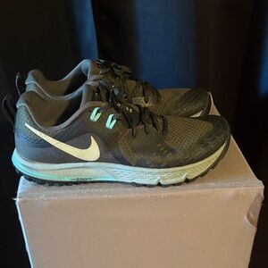 Nike Black and Gray Zoom Sneakers